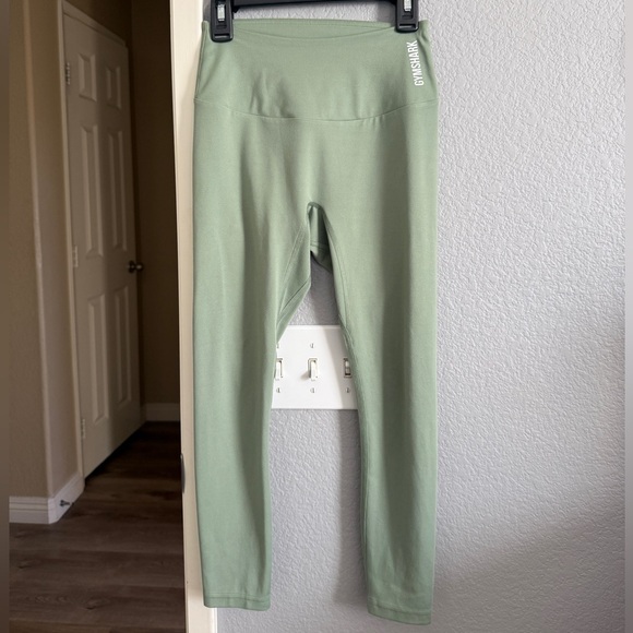 Gymshark Training 7/8 leggings - Size XS in light green - Picture 9 of 16
